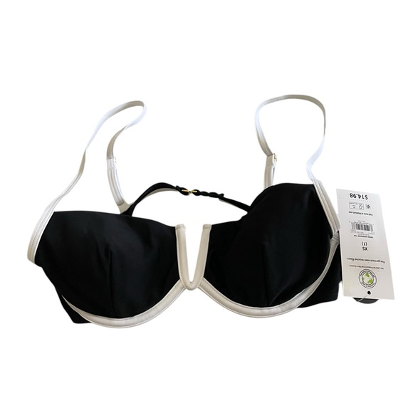 2 Pack BMWT No Boundaries Black & White Underwire Bikini Top (Black & White, XS) - Picture 3 of 7
